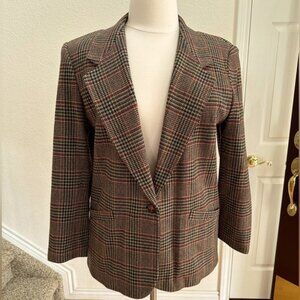 Koret, size 16 wool camel brown with navy, green, red, amber highlights. Vintage